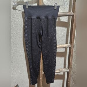 Victoria Secrets Pink Active XS Leggings Black/ Silver Glittery